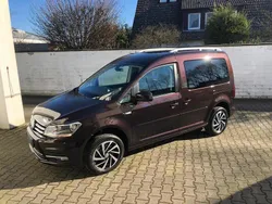 Schwarz Gebraucht 2018 VW Caddy Join Van / Kleinbus | 20.199 € (Fairer Preis)