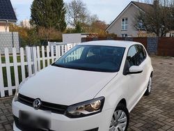 Weiß Gebraucht 2011 VW Polo Trendline Kleinwagen | 9.750 €