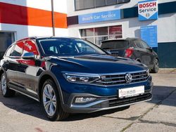 Blau Gebraucht 2020 VW Passat Alltrack Business Kombi | 31.920 € (Etwas zu teuer)