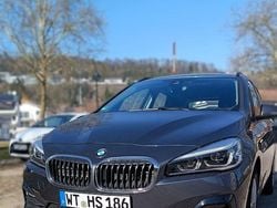 Grau Gebraucht 2020 BMW 218 Active Tourer Advantage Van / Kleinbus | 19.200 € (Fairer Preis)