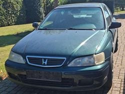 Grün Gebraucht 2000 Honda Accord LS Limousine | 1.050 € (Fairer Preis)