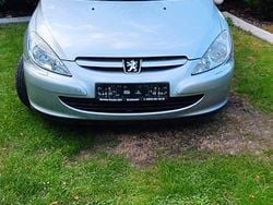 Silber Gebraucht 2005 Peugeot 307 CC Tendance Cabrio | 849 € (Superpreis)