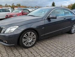 Grau Gebraucht 2010 Mercedes E200 Coupé | 10.600 € (Superpreis)