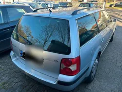 Silber Gebraucht 2001 VW Passat Kombi | 650 € (Superpreis)
