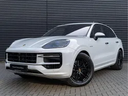 Weiß Gebraucht 2025 Porsche Cayenne S E-Hybrid SUV | 134.900 € (Teuer)