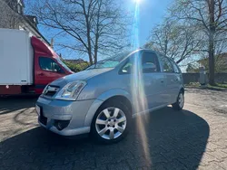 Blau Gebraucht 2007 Opel Meriva Van / Kleinbus | 2.800 € (Etwas zu teuer)