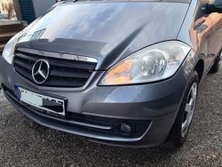 Grau Gebraucht 2010 Mercedes A160 Avantgarde Van / Kleinbus | 4.200 € (Guter Preis)