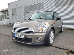 Braun Gebraucht 2011 Mini ONE Kleinwagen | 6.900 € (Teuer)