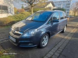 Schwarz Gebraucht 2006 Opel Zafira Sport Van / Kleinbus | 3.250 € (Fairer Preis)