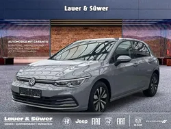 Grau Gebraucht 2024 VW Golf VIII Life Limousine | 23.990 € (Guter Preis)