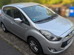Silber Gebraucht 2014 Hyundai ix20 Classic Van / Kleinbus | 5.550 € (Superpreis)