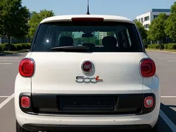 Weiß Gebraucht 2017 Fiat 500L Van / Kleinbus | 9.999 € (Teuer)