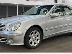 Silber Gebraucht 2004 Mercedes C180 Limousine | 3.850 € (Fairer Preis)