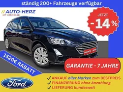 Obsidianschwarz metallic Gebraucht 2021 Ford Focus Limousine | 11.880 € (Fairer Preis)