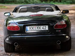 Schwarz Gebraucht 2003 Jaguar XKR Cabrio | 16.999 € (Fairer Preis)