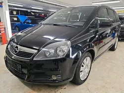 Schwarz Gebraucht 2007 Opel Zafira Edition Van / Kleinbus | 3.999 € (Etwas zu teuer)
