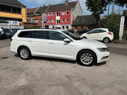 Weiß Gebraucht 2018 VW Passat Trendline Kombi | 9.499 € (Guter Preis)
