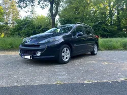 Schwarz Gebraucht 2009 Peugeot 207 Urban Move Kombi | 1.800 € (Guter Preis)
