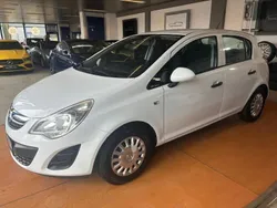 White metallic Gebraucht 2011 Opel Corsa Selection Limousine | 4.390 € (Fairer Preis)