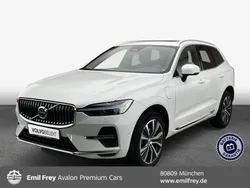 Weiß crystal weißperleffekt metallic Gebraucht 2022 Volvo XC60 Inscription SUV | 33.890 € (Superpreis)
