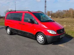 Rot Gebraucht 2006 Mercedes Vito Van / Kleinbus | 3.790 € (Guter Preis)