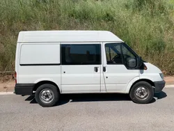 Weiß Gebraucht 2003 Ford Transit Van / Kleinbus | 4.400 €