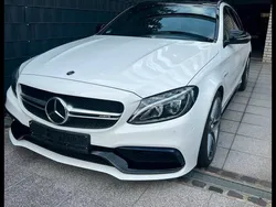Weiß Gebraucht 2018 Mercedes C63 AMG AMG Kombi | 59.450 €