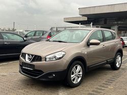 Grau Gebraucht 2012 Nissan Qashqai SUV | 5.799 € (Guter Preis)