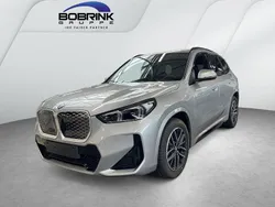 Silber Neu 2025 BMW iX1 M Sport SUV | 51.520 € (Fairer Preis)