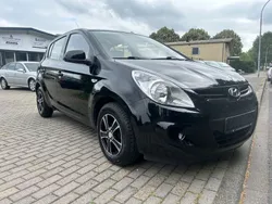 Schwarz Gebraucht 2011 Hyundai i20 Edition+ Limousine | 3.480 € (Fairer Preis)