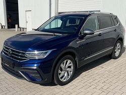 Blau Gebraucht 2024 VW Tiguan Allspace Life SUV | 29.450 € (Guter Preis)