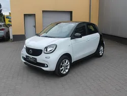 Schwarz Gebraucht 2016 Smart ForFour Passion Kleinwagen | 9.999 € (Fairer Preis)