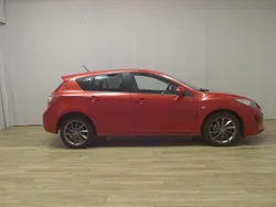 Velocity red Gebraucht 2012 Mazda 3 Sports-Line Limousine | 4.890 € (Superpreis)