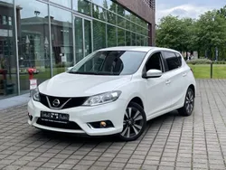 Weiß Gebraucht 2017 Nissan Pulsar N-Connecta Limousine | 9.900 € (Fairer Preis)
