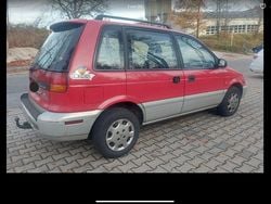 Rot Gebraucht 1996 Mitsubishi Space Runner Van / Kleinbus | 2.400 €