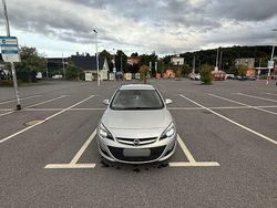 Silber Gebraucht 2015 Opel Astra Style Limousine | 8.390 € (Guter Preis)