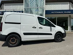 Weiß Gebraucht 2019 Peugeot Partner Premium Van / Kleinbus | 13.900 € (Etwas zu teuer)