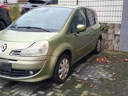 Grün Gebraucht 2008 Renault Modus Van / Kleinbus | 1.300 €