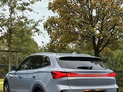 Blau Gebraucht 2022 MG Marvel R Performance SUV | 26.990 € (Guter Preis)
