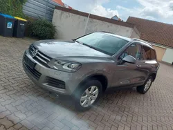 Grau Gebraucht 2011 VW Touareg SUV | 13.900 € (Superpreis)