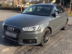 Grau Gebraucht 2017 Audi A1 Kleinwagen | 13.600 € (Fairer Preis)