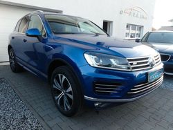 Reef blue metallic Gebraucht 2018 VW Touareg R-line SUV | 28.950 € (Fairer Preis)