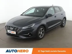 Grau Gebraucht 2023 Hyundai i30 Edition 30+ Limousine | 18.050 € (Fairer Preis)