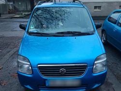 Blau Gebraucht 2003 Suzuki Wagon R Van / Kleinbus | 2.000 €