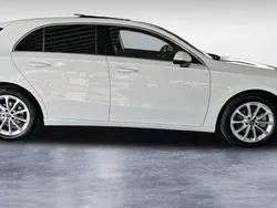 Weiß Gebraucht 2019 Mercedes A200 Limousine | 24.500 € (Fairer Preis)
