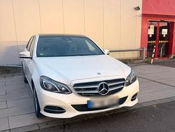 Weiß Gebraucht 2015 Mercedes E200 Limousine | 12.999 € (Teuer)