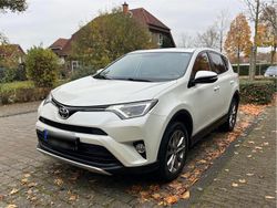 Weiß Gebraucht 2016 Toyota RAV4 Edition SUV | 15.499 € (Fairer Preis)