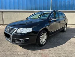 Schwarz Gebraucht 2010 VW Passat Comfortline Kombi | 1.500 € (Superpreis)