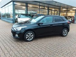 Schwarz Gebraucht 2020 Hyundai i20 Advantage Limousine | 12.290 € (Fairer Preis)