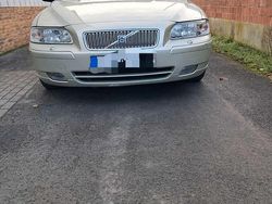 Gold Gebraucht 2005 Volvo V70 Kombi | 5.500 € (Teuer)